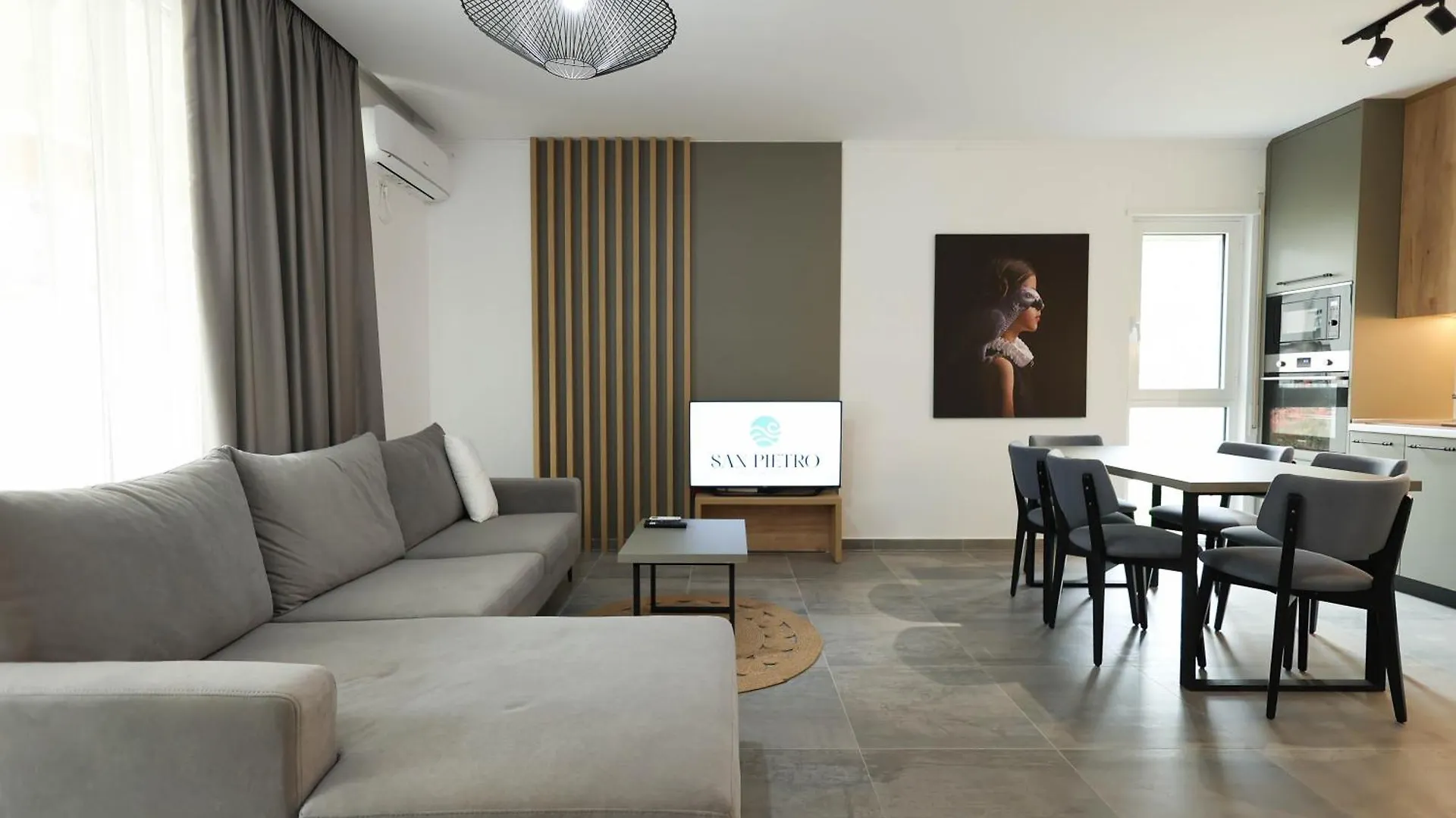 Sanpietro Vacation Rentals Plazhi San Pietro 5*,
