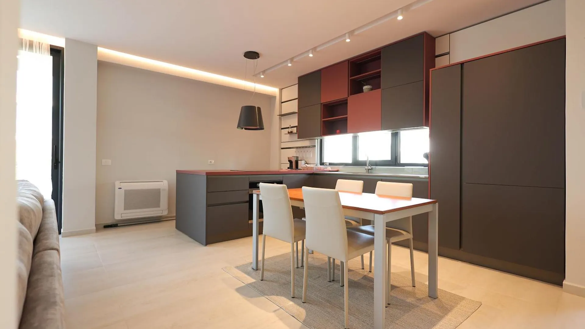 Sanpietro Vacation Rentals Plazhi San Pietro 5*,