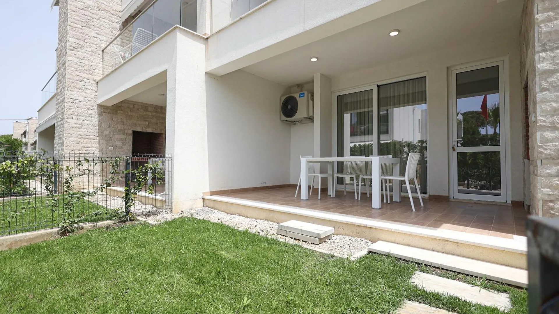 Sanpietro Vacation Rentals Plazhi San Pietro Albanie